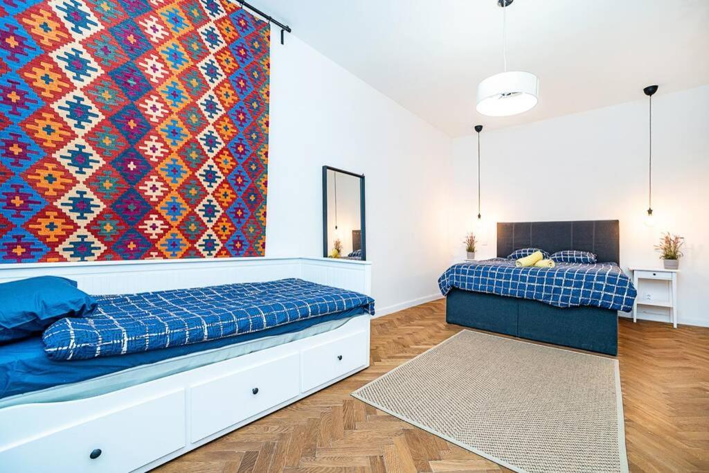 Elegant, Modern, 2-Bed Flat By Museum Of Prague Apartment Exterior photo